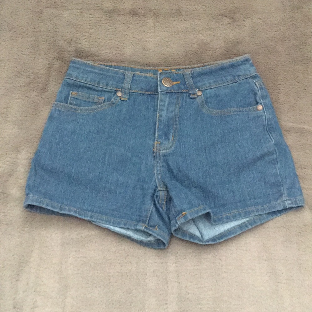 vintage wash jean shorts